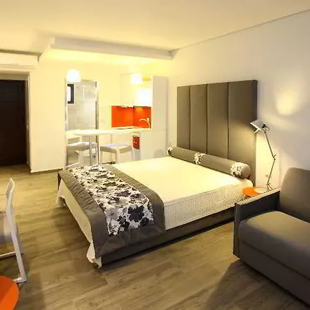 Mary's 3* Chrisi Ammoudia